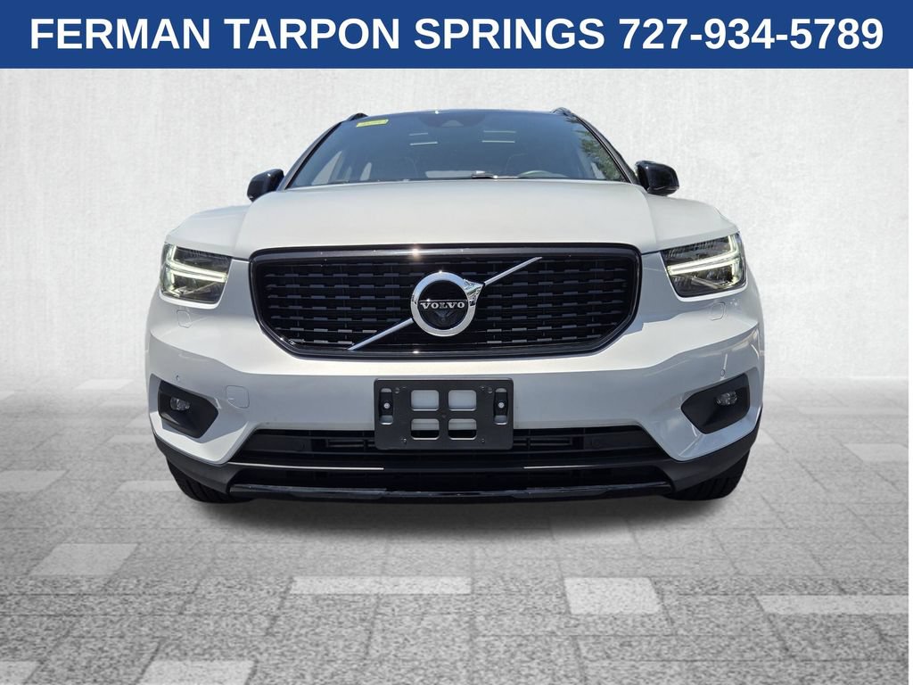 Used 2021 Volvo XC40 T5 R-Design w/ Advanced Package AWD/4WD image 2