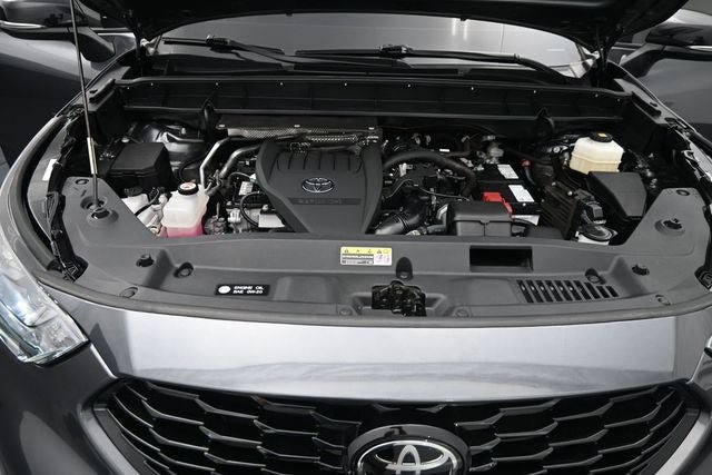 Used 2024 Toyota Highlander XSE AWD/4WD image 18