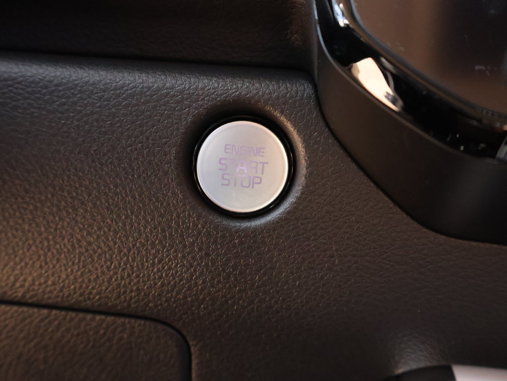 New 2027 Kia Carnival SX w/ Dark Edition Package FWD image 34