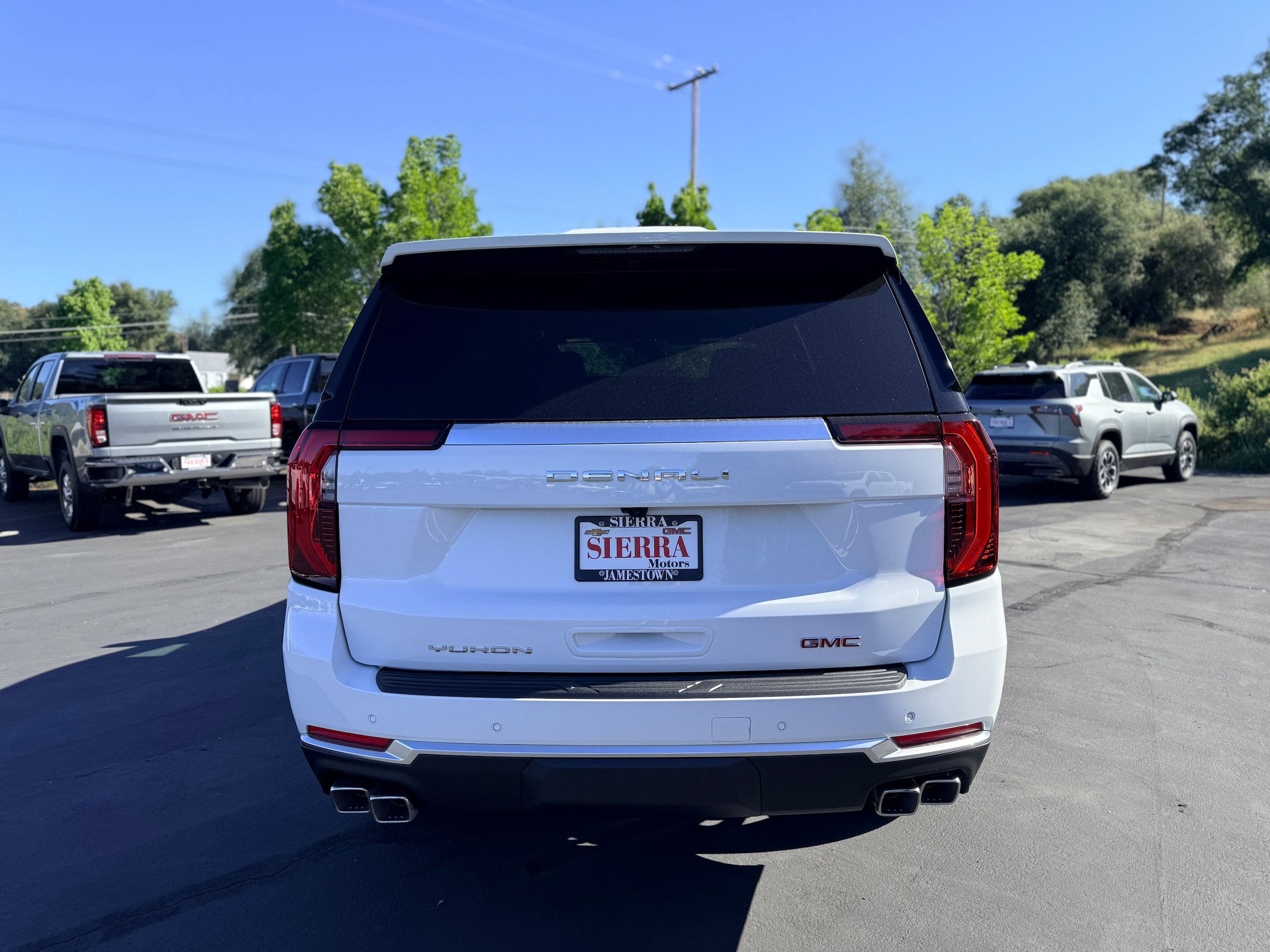 New 2026 GMC Yukon Denali w/ Sun & Power Step Package AWD/4WD image 5