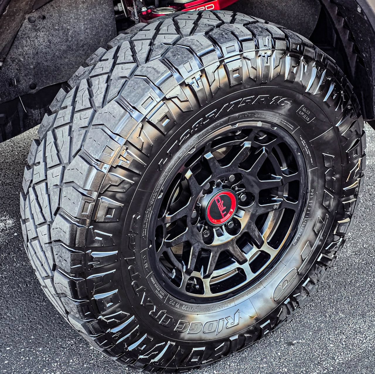Used 2023 Toyota Tacoma TRD Pro AWD/4WD image 12
