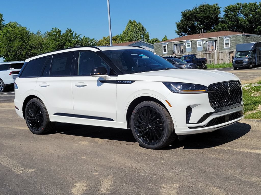New 2026 Lincoln Aviator Reserve AWD/4WD image 1