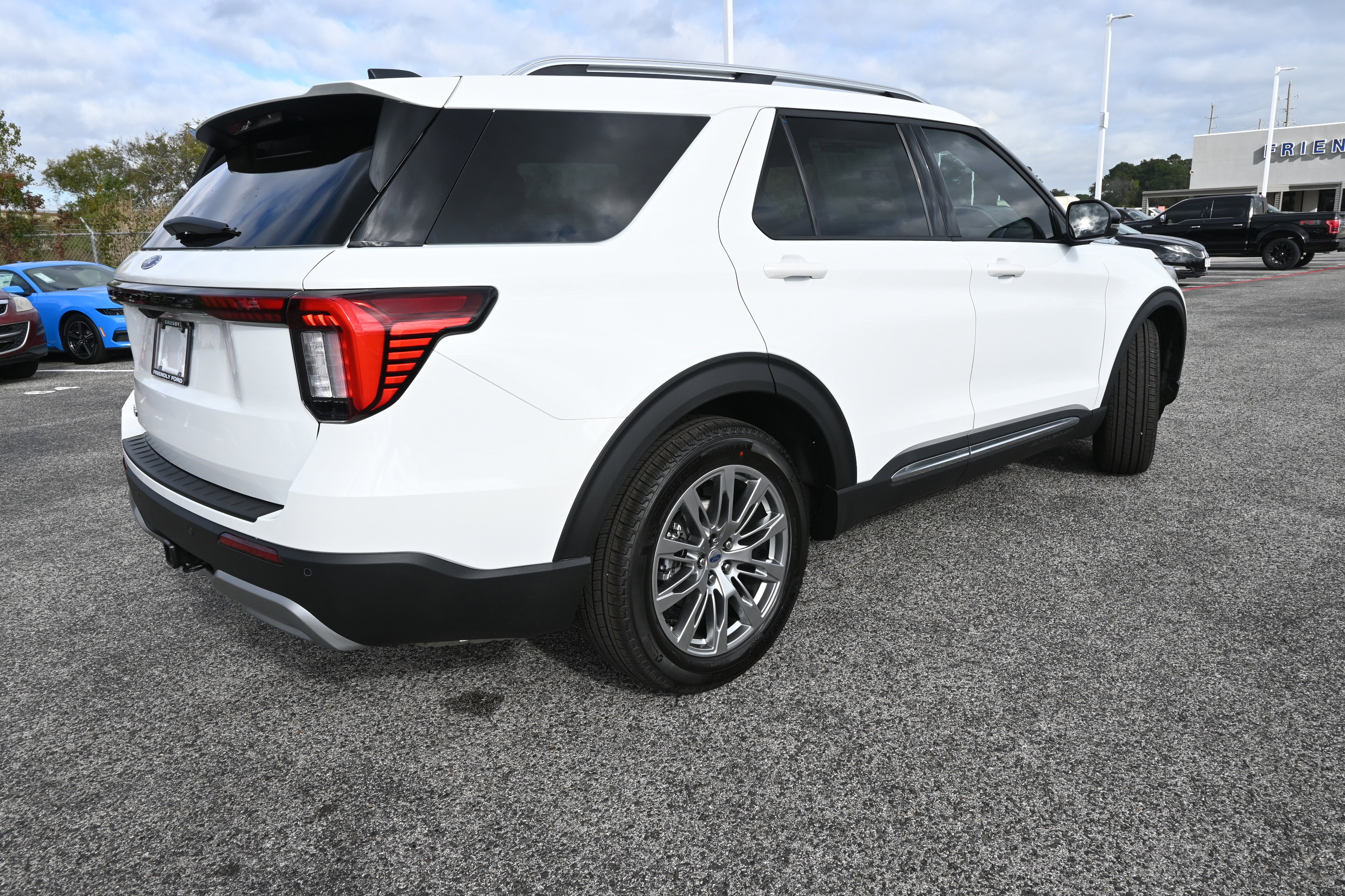 New 2026 Ford Explorer Platinum image 2