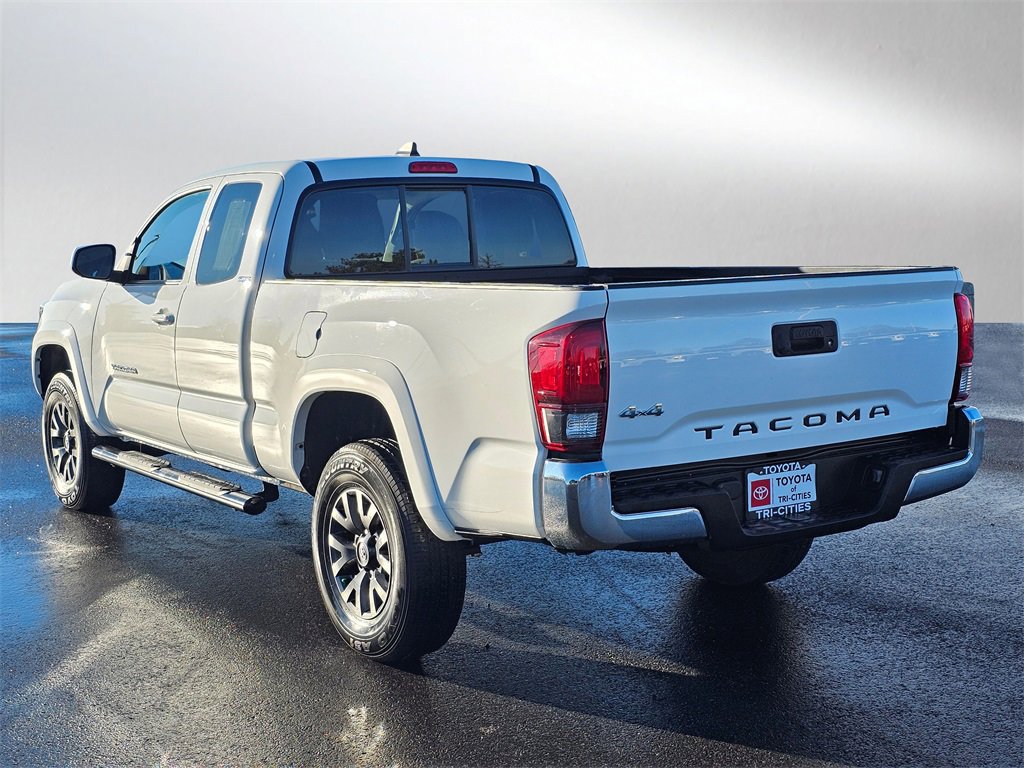 Used 2022 Toyota Tacoma SR5 image 3