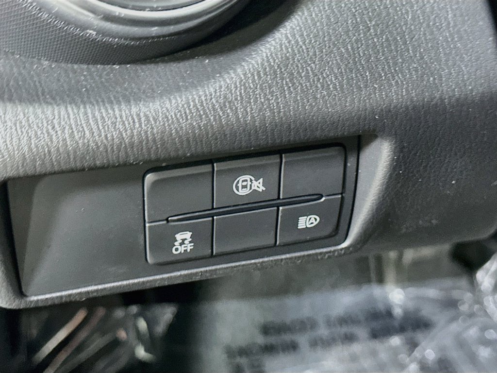 Used 2025 MAZDA MX-5 Miata RF Grand Touring RWD image 17