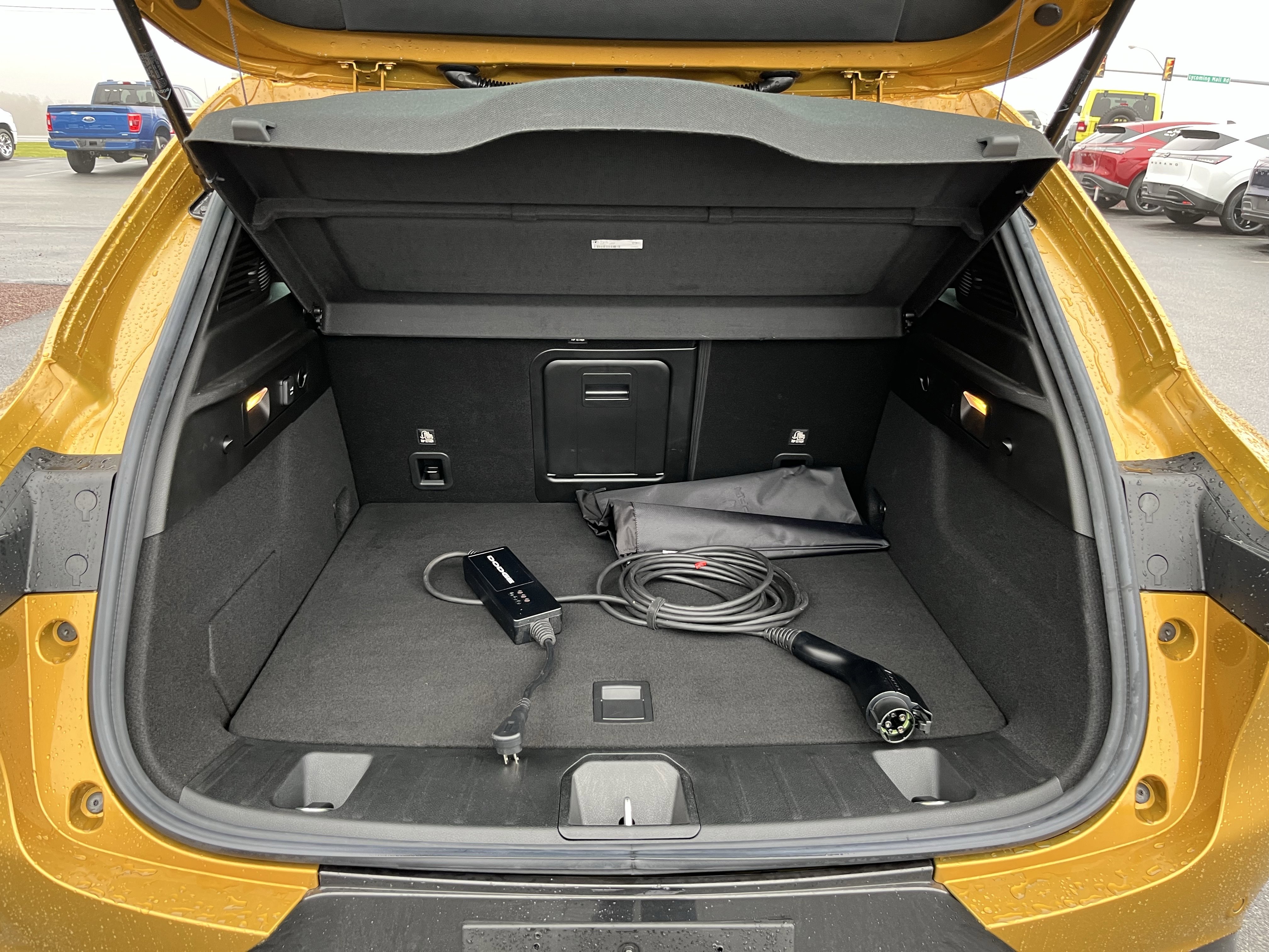 Used 2024 Dodge Hornet R/T image 5