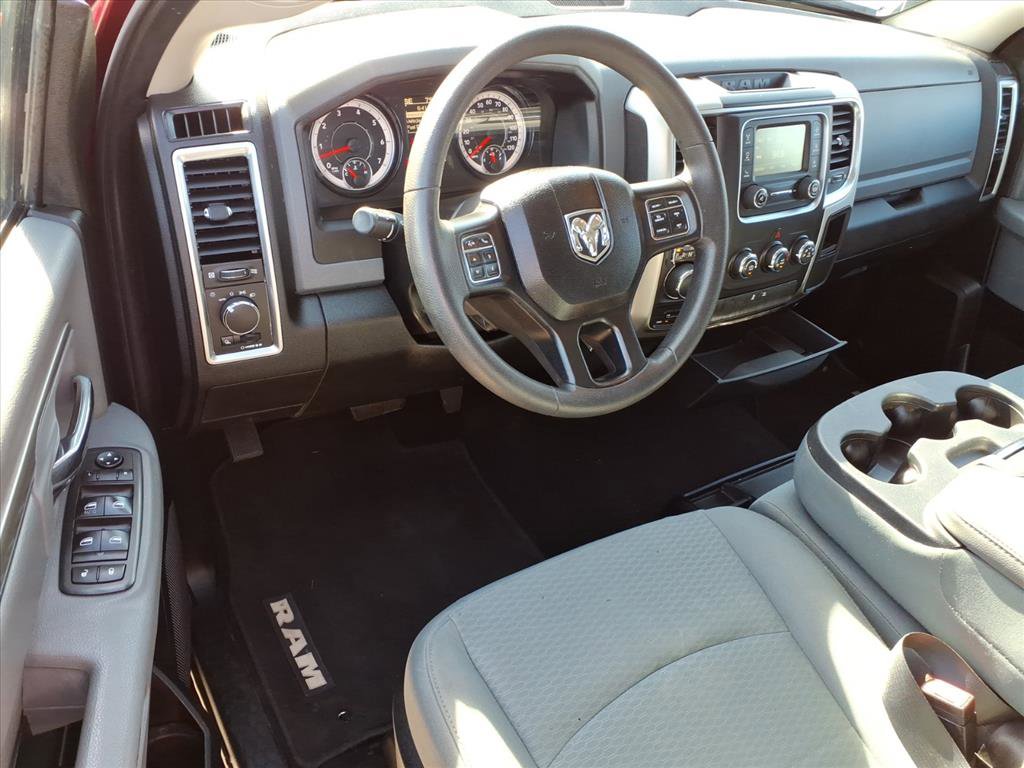 Used 2020 RAM 1500 Classic SLT image 18