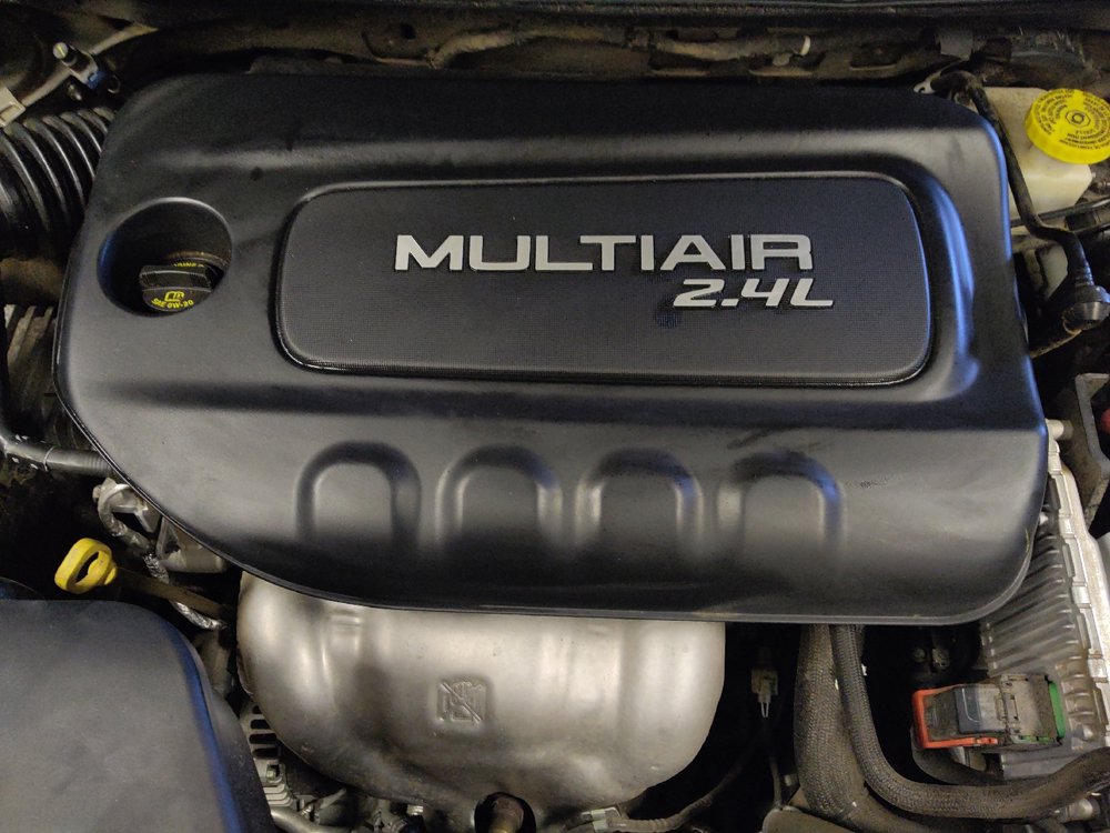 Used 2019 Jeep Cherokee Latitude Plus FWD image 30