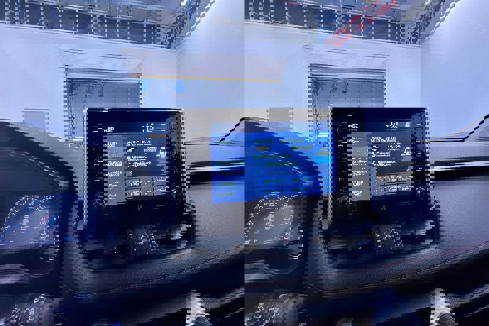 Used 2020 Toyota RAV4 TRD Off-Road image 26