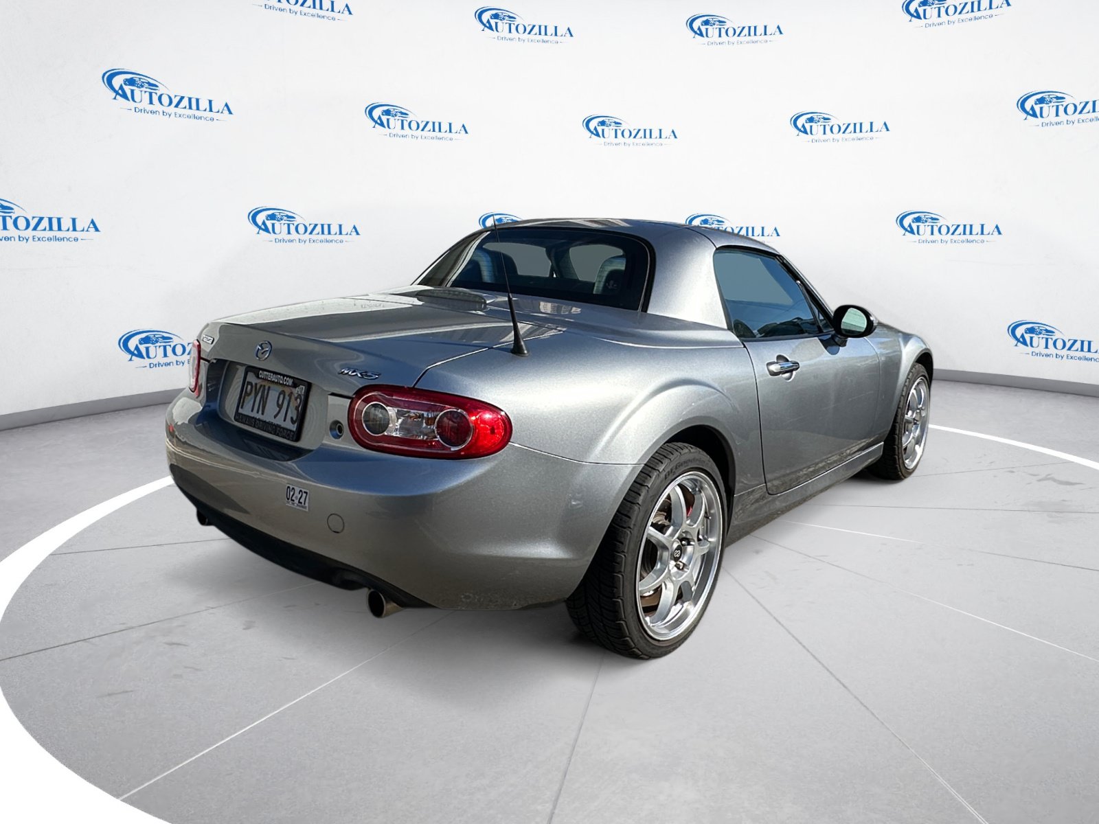 Used 2009 MAZDA MX-5 Miata Grand Touring RWD image 5