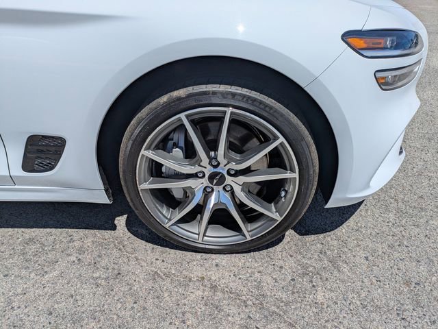 Used 2024 Genesis G70 2.5T AWD/4WD image 12