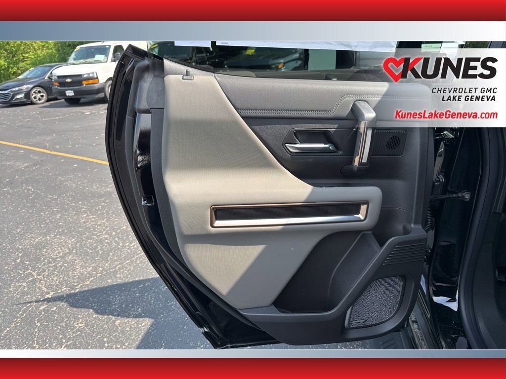 New 2025 GMC Hummer EV 2X AWD/4WD image 19