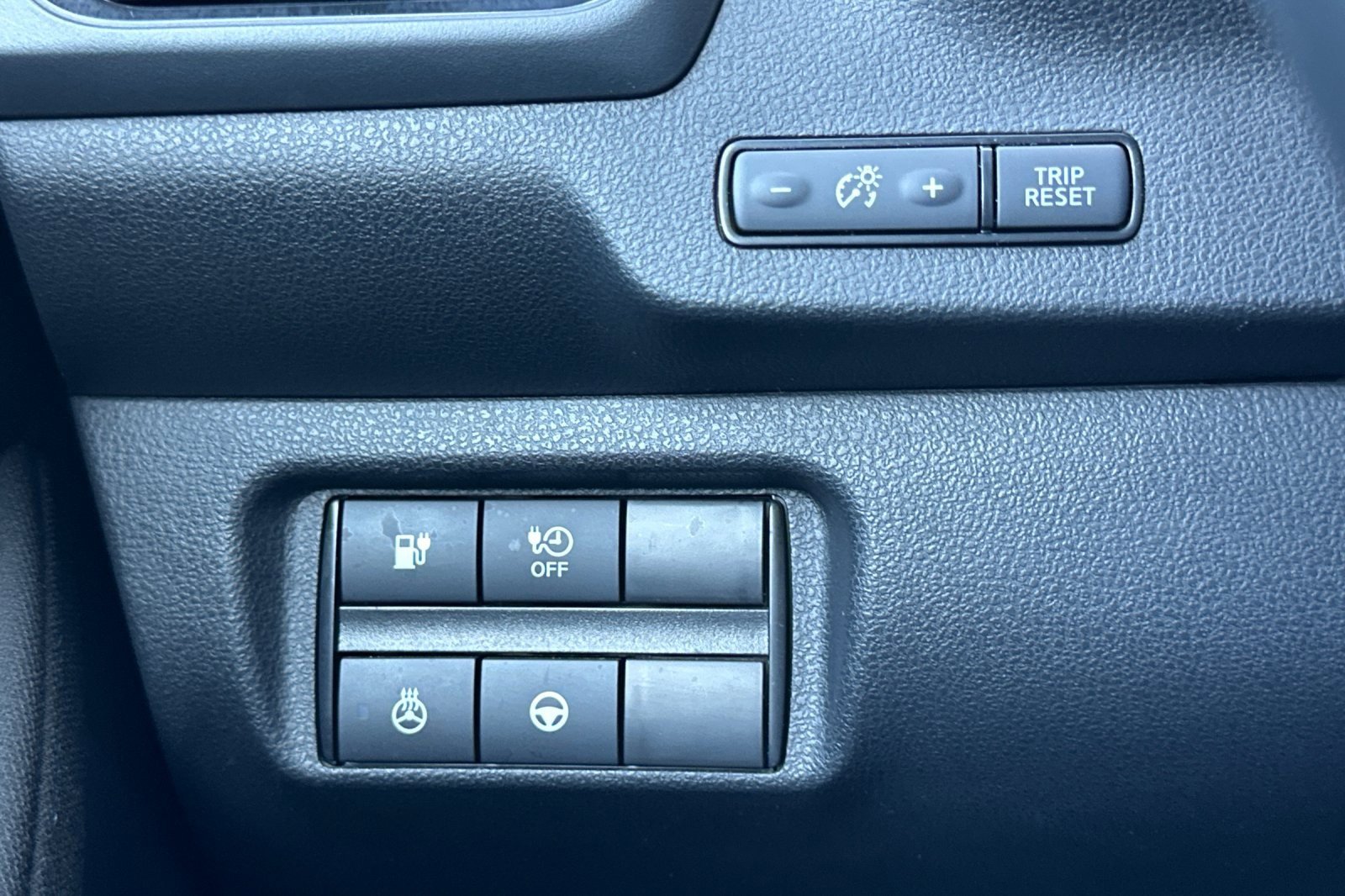 Certified 2023 Nissan Leaf SV Plus image 30