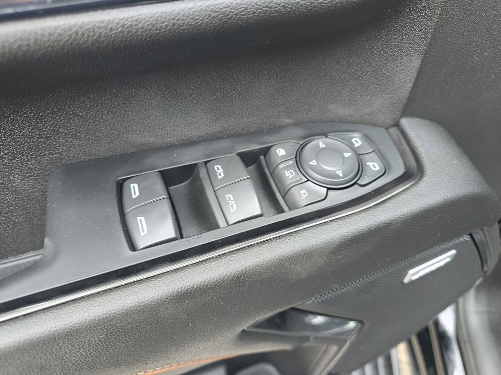Used 2024 GMC Sierra 2500 AT4 w/ AT4 Premium Plus Package AWD/4WD image 8