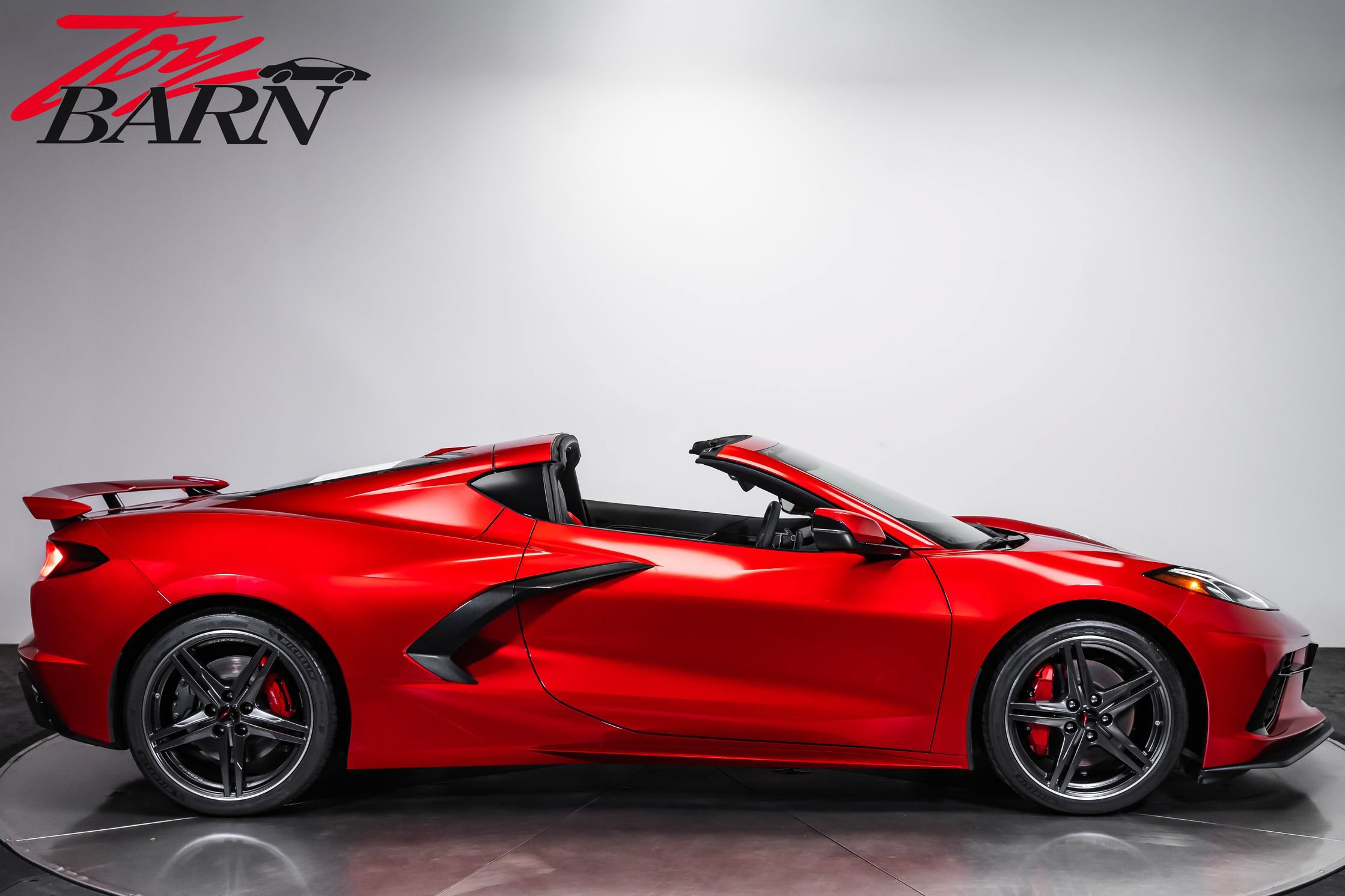 Used 2025 Chevrolet Corvette Stingray Preferred Cpe w/ Z51 Performance Package RWD image 6