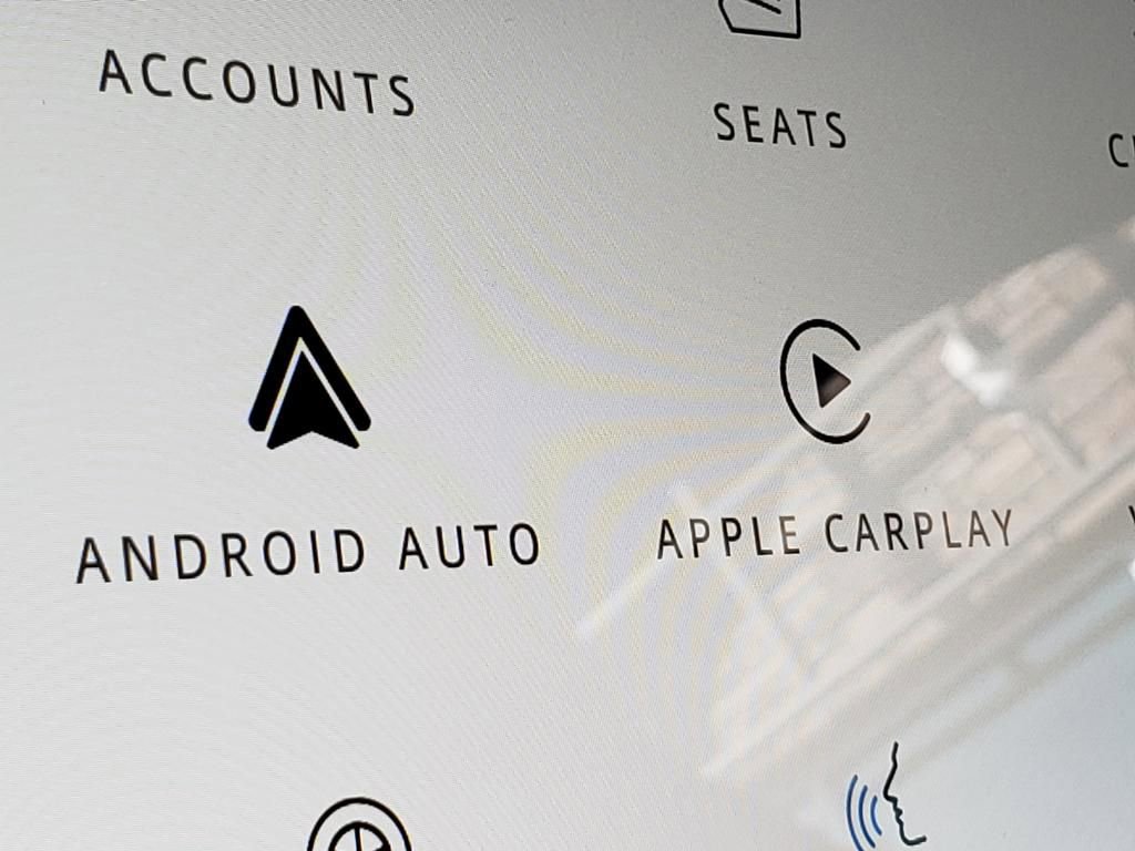 New 2026 Jaguar F-PACE R-Dynamic S image 24