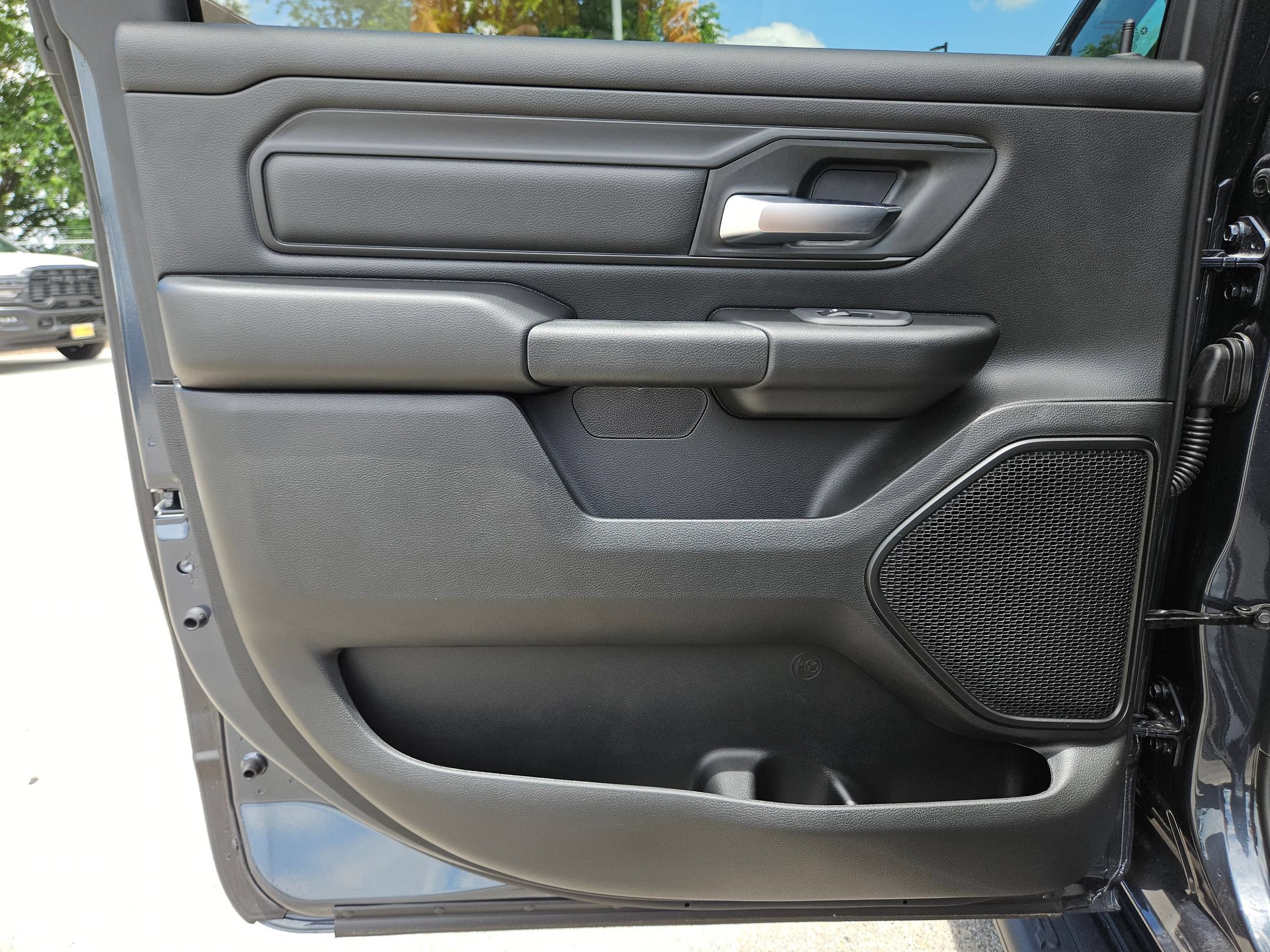 New 2026 RAM 1500 Express AWD/4WD image 14