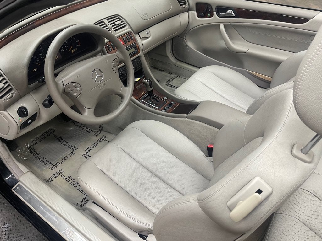 Used 2002 Mercedes-Benz CLK 320 Cabriolet image 18