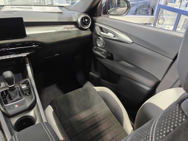 New 2026 Alfa Romeo Tonale w/ Active Assist Package image 40