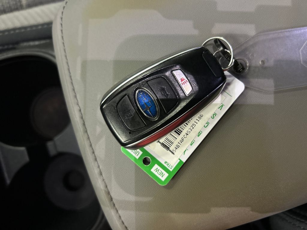 Used 2025 Subaru Outback Premium w/ Popular Package #1A AWD/4WD image 20