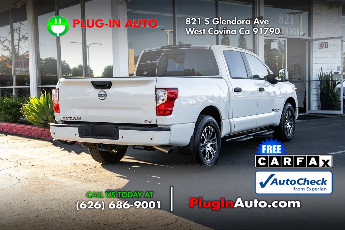 Used 2024 Nissan Titan SV w/ SV Convenience Package image 4