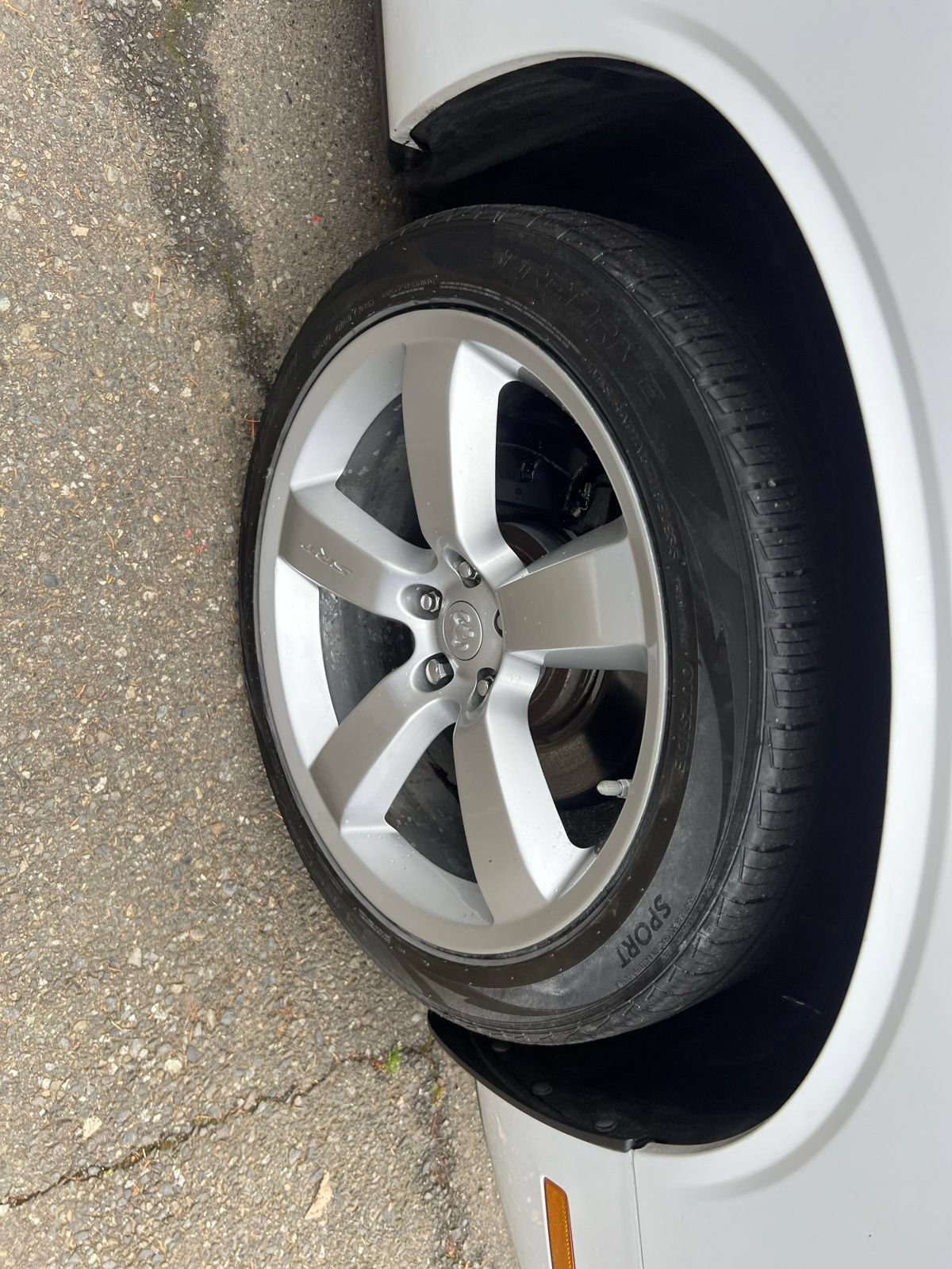 Used 2014 Dodge Challenger SXT RWD image 18