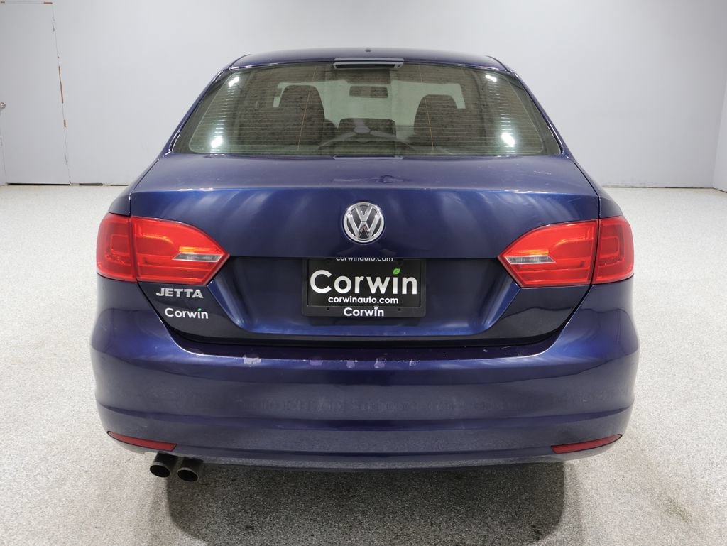 Used 2013 Volkswagen Jetta S FWD image 3