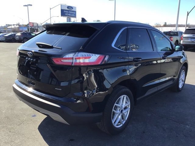 Certified 2022 Ford Edge SEL w/ Convenience Package AWD/4WD image 4