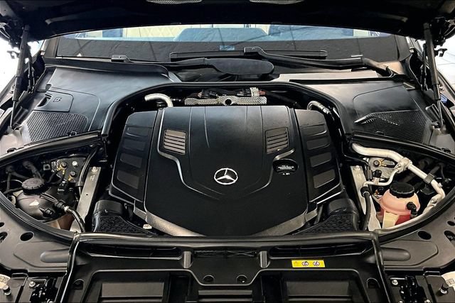 Certified 2022 Mercedes-Benz S 580 4MATIC Sedan w/ AMG Line Package image 25