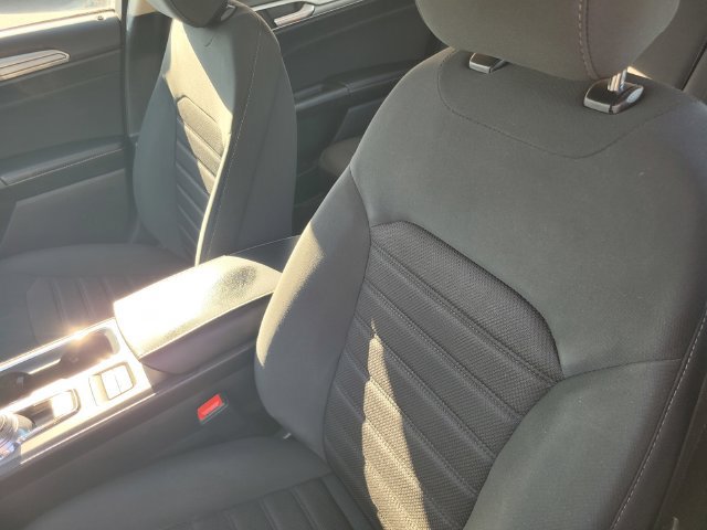 Certified 2020 Ford Fusion SE FWD image 11