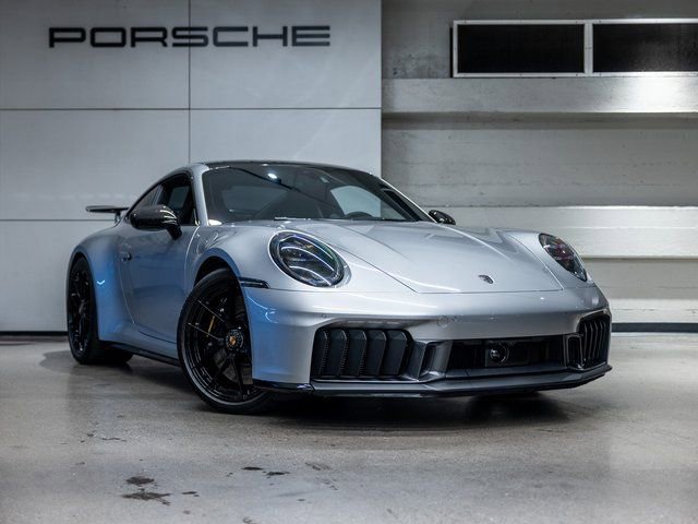 Certified 2025 Porsche 911 Carrera GTS image 9