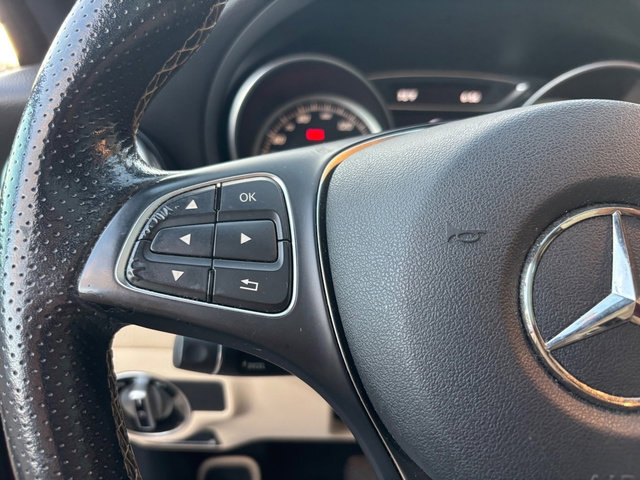 Used 2019 Mercedes-Benz GLA 250 image 17