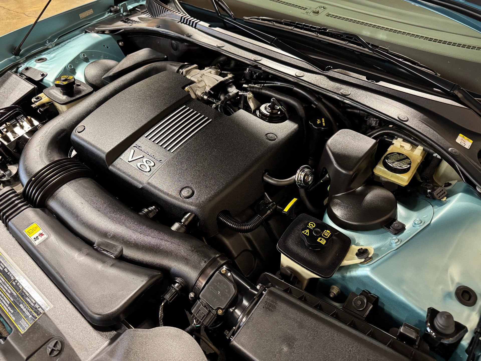 Used 2002 Ford Thunderbird image 81