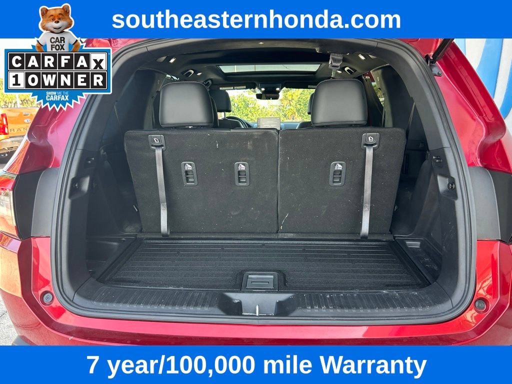 Used 2025 Honda Pilot TrailSport image 11