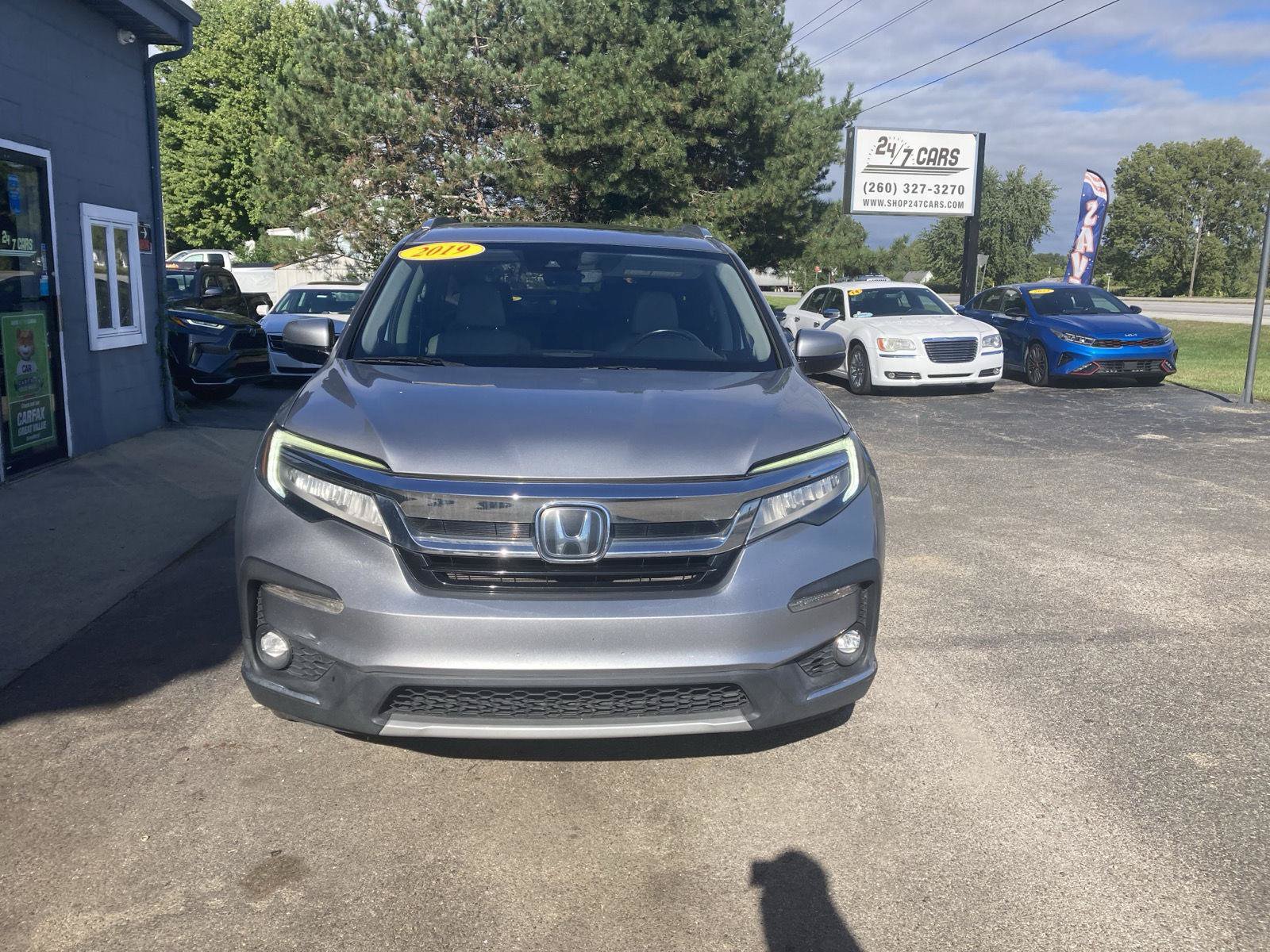 Used 2019 Honda Pilot Touring image 2