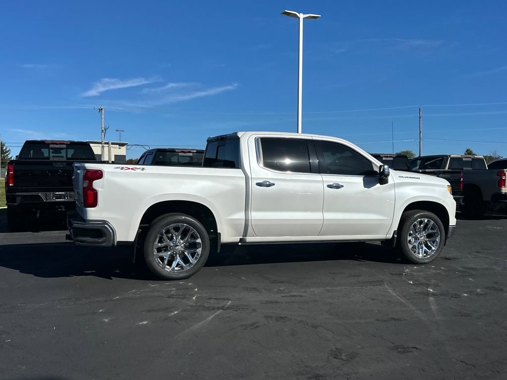 Used 2022 Chevrolet Silverado 1500 LTZ w/ Technology Package image 7