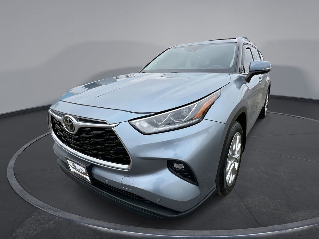 Used 2024 Toyota Highlander Limited