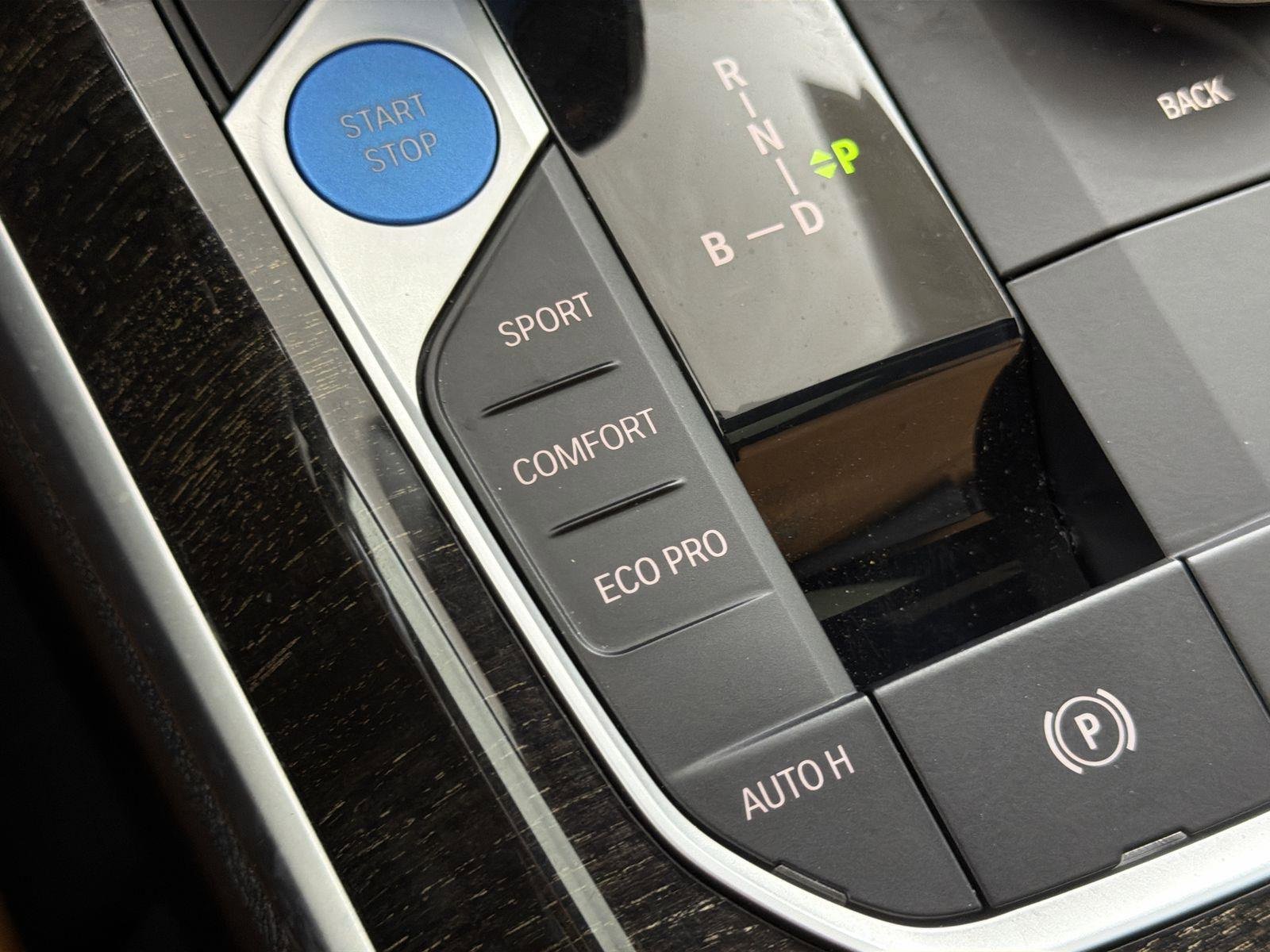 Used 2023 BMW i4 eDrive35 image 19