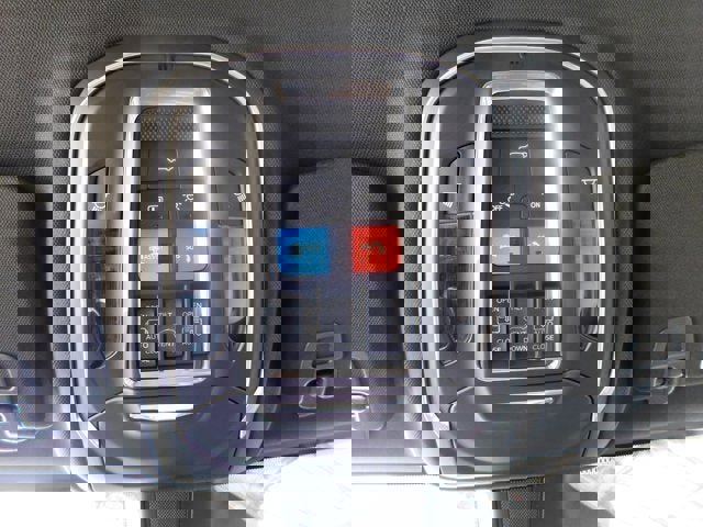 New 2025 Jeep Grand Cherokee L Limited w/ Luxury Tech Group II image 28