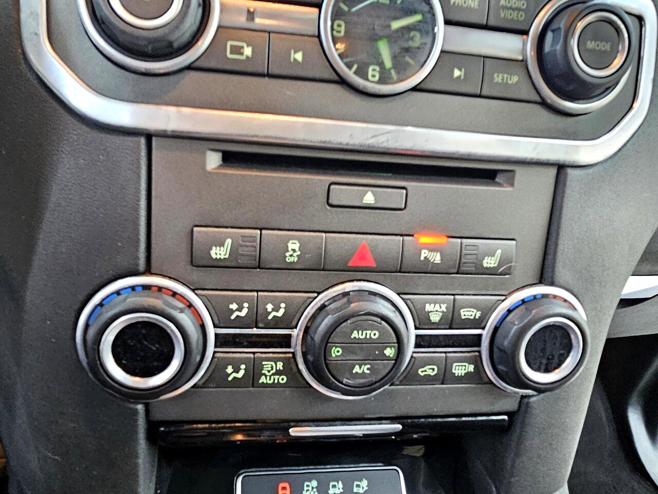 Used 2016 Land Rover LR4 HSE LUX image 34