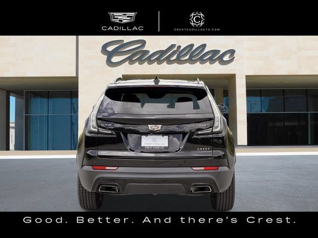 Used 2020 Cadillac XT4 Sport w/ Driver Awareness Package FWD image 4