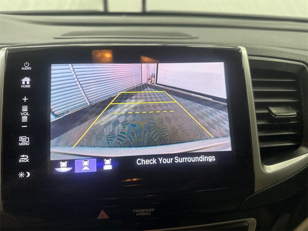 Used 2018 Honda Pilot Touring image 34