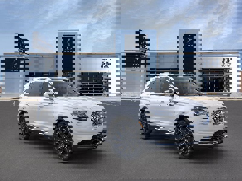 New 2022 Lincoln Nautilus Reserve w/ Equipment Group 201A image 7