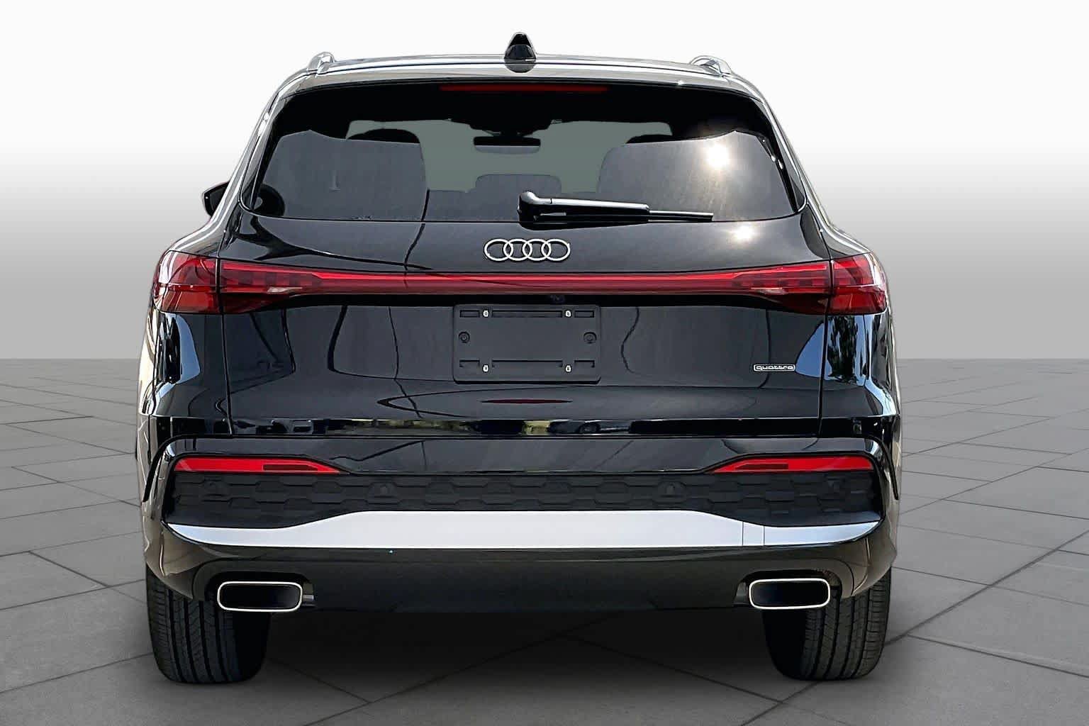 Used 2025 Audi Q5 Premium w/ Convenience Package AWD/4WD image 5