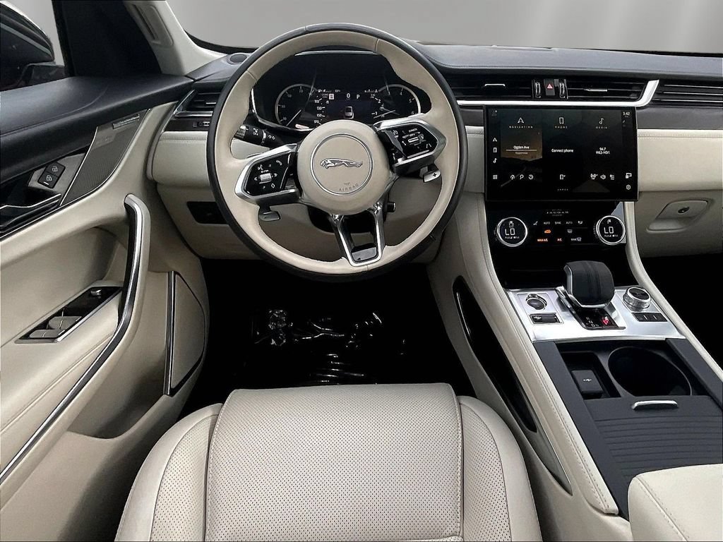 Used 2022 Jaguar F-PACE S AWD/4WD image 8