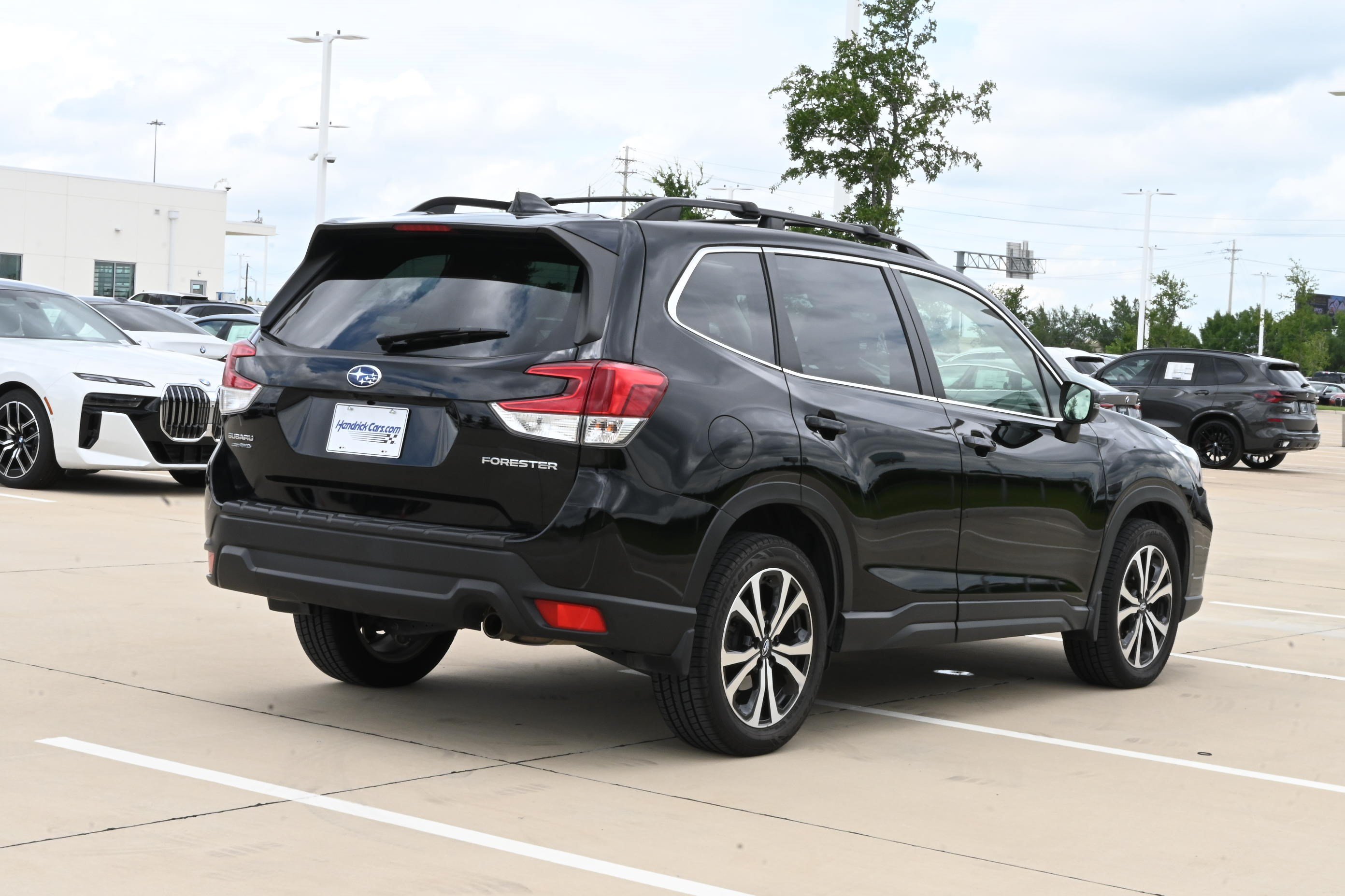 Used 2020 Subaru Forester Limited w/ Popular Package #3 AWD/4WD image 9
