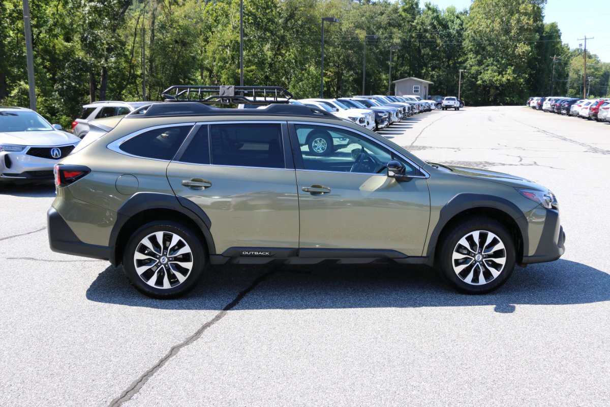 Used 2024 Subaru Outback Limited image 9