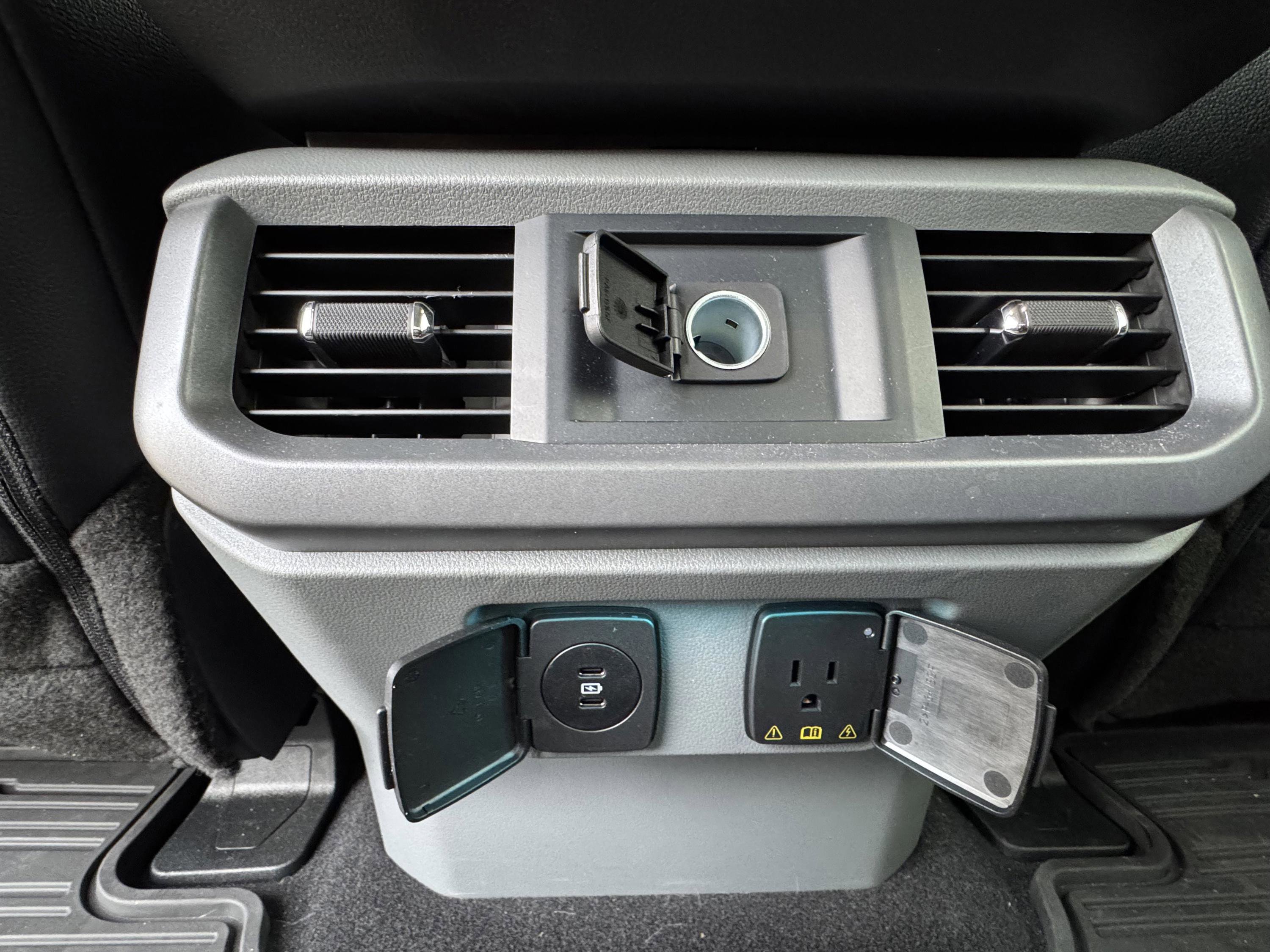 Used 2025 Ford F150 Lariat w/ Equipment Group 501A Mid image 30