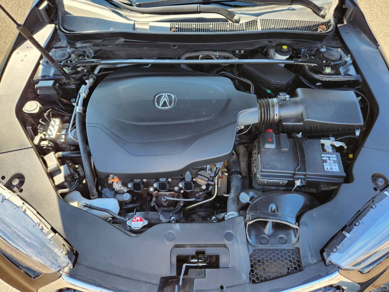 Used 2019 Acura TLX V6 SH-AWD w/ Advance Package image 5