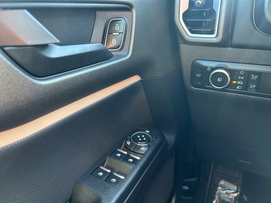 Used 2025 Ford Bronco Sport Big Bend w/ Convenience Package image 19